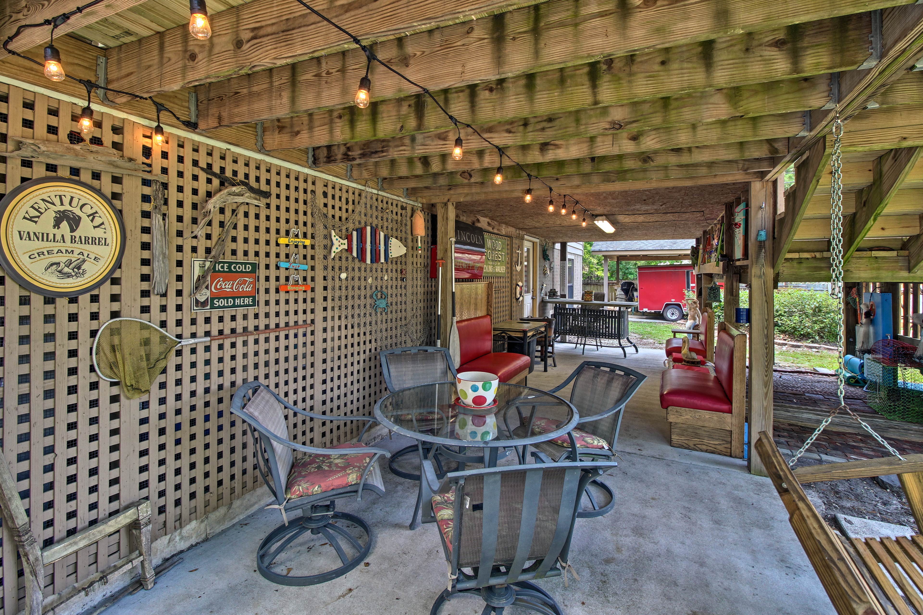 Waterfront Midway Home w/Sunroom & Large Yard