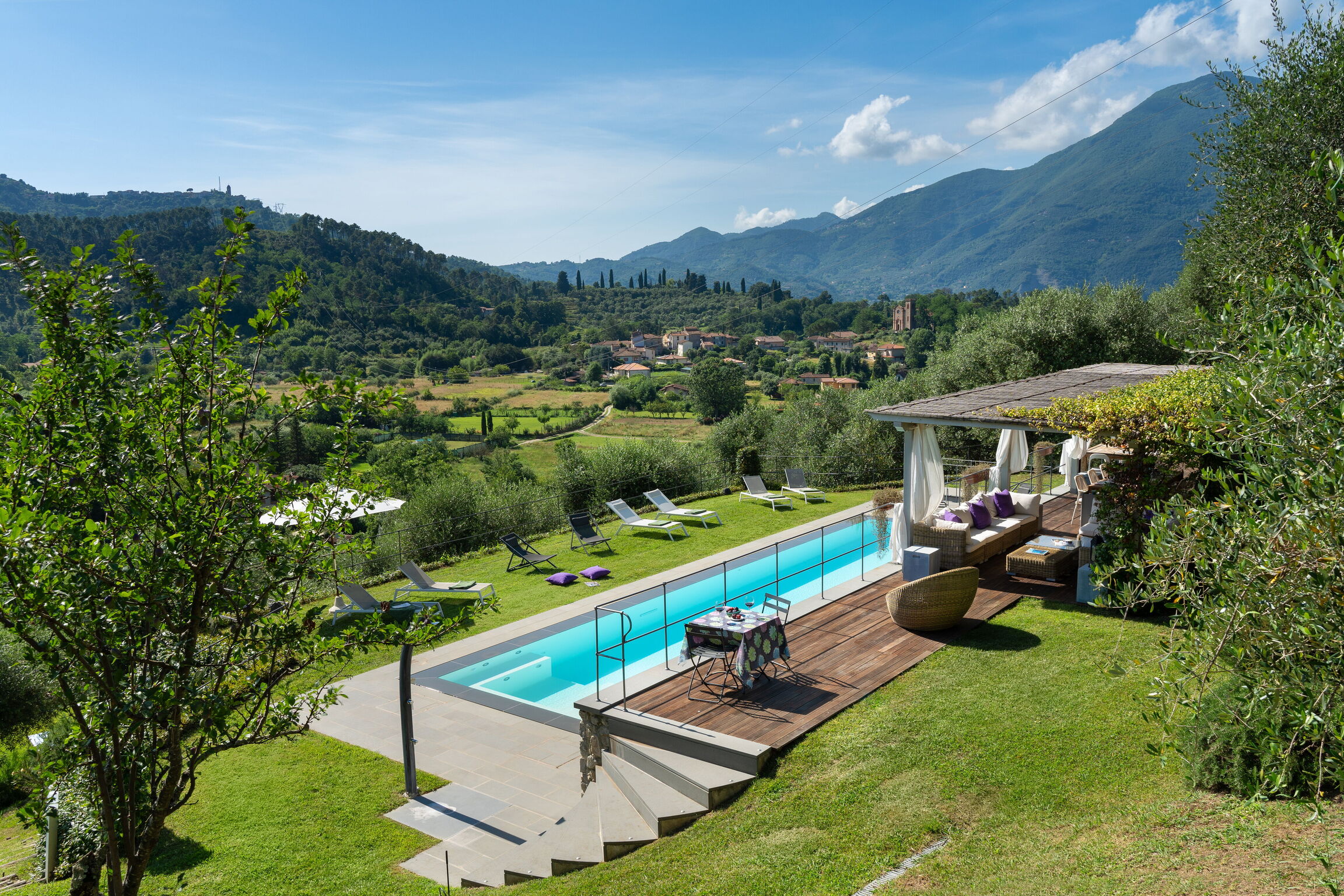 Property Image 1 - Luxury Green Marignana Villa, Versilia, Pool, Ac, Sauna