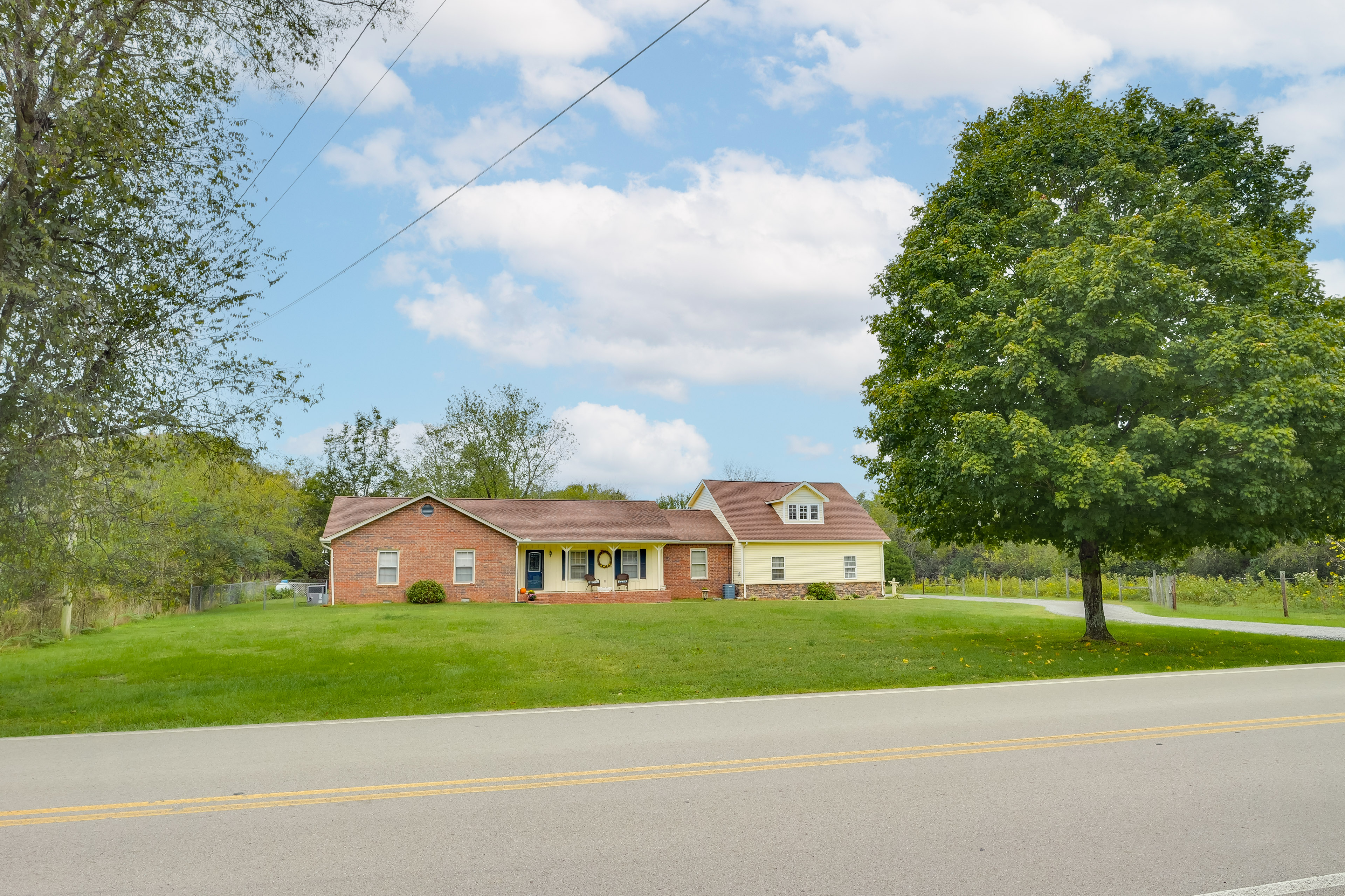 Property Image 1 - Large Yard & Basketball Hoop: Murfreesboro Home!