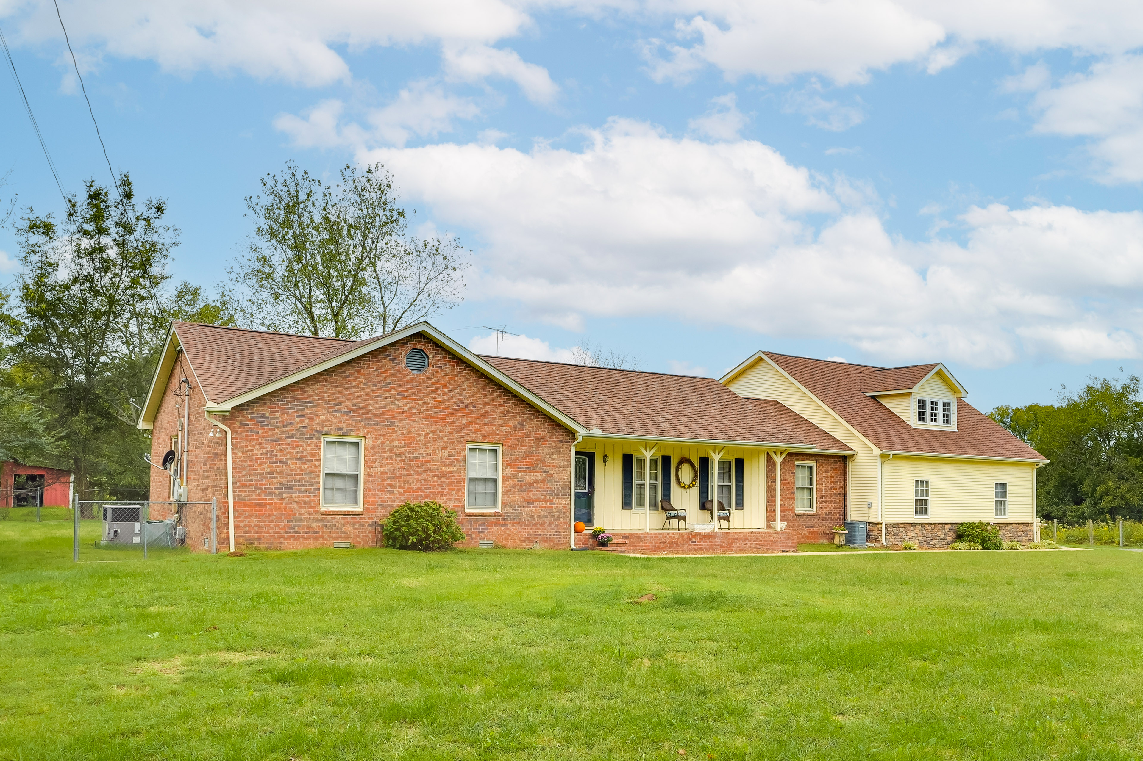 Property Image 2 - Large Yard & Basketball Hoop: Murfreesboro Home!