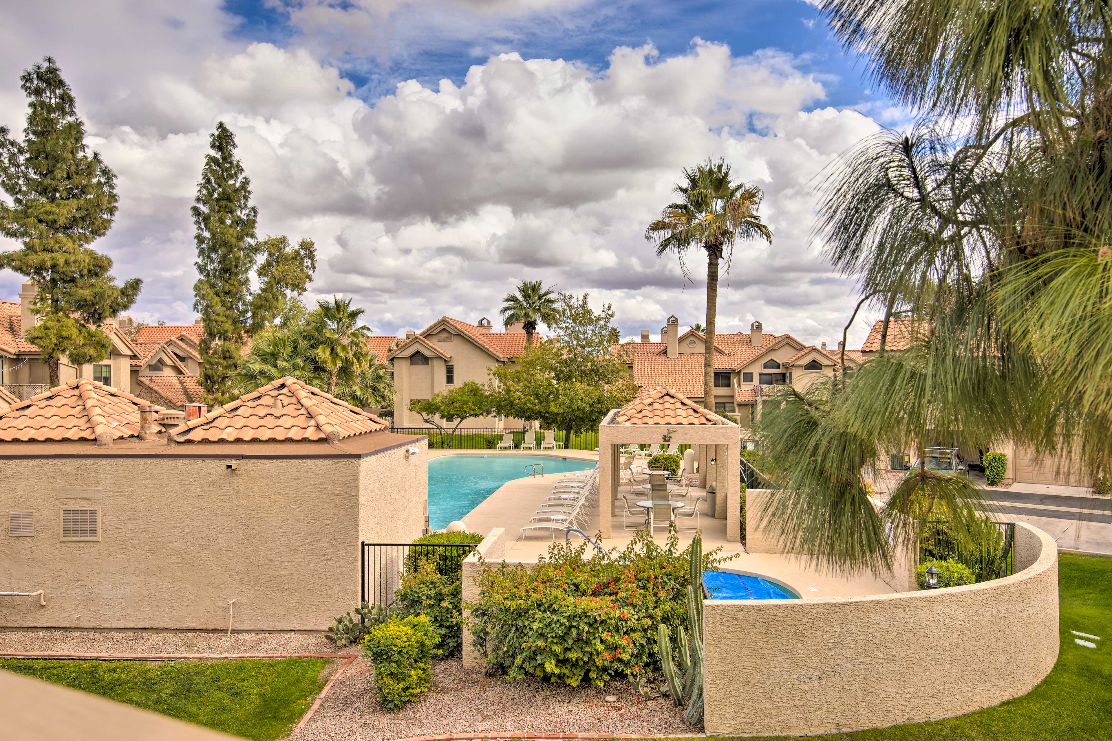 Property Image 2 - Breezy Mesa Condo w/ Community Pool & Hot Tub!