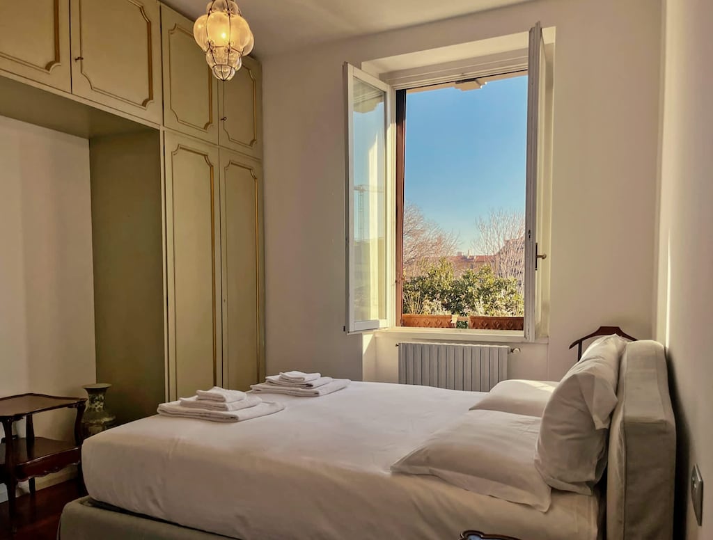 Quiet and warm bedroom