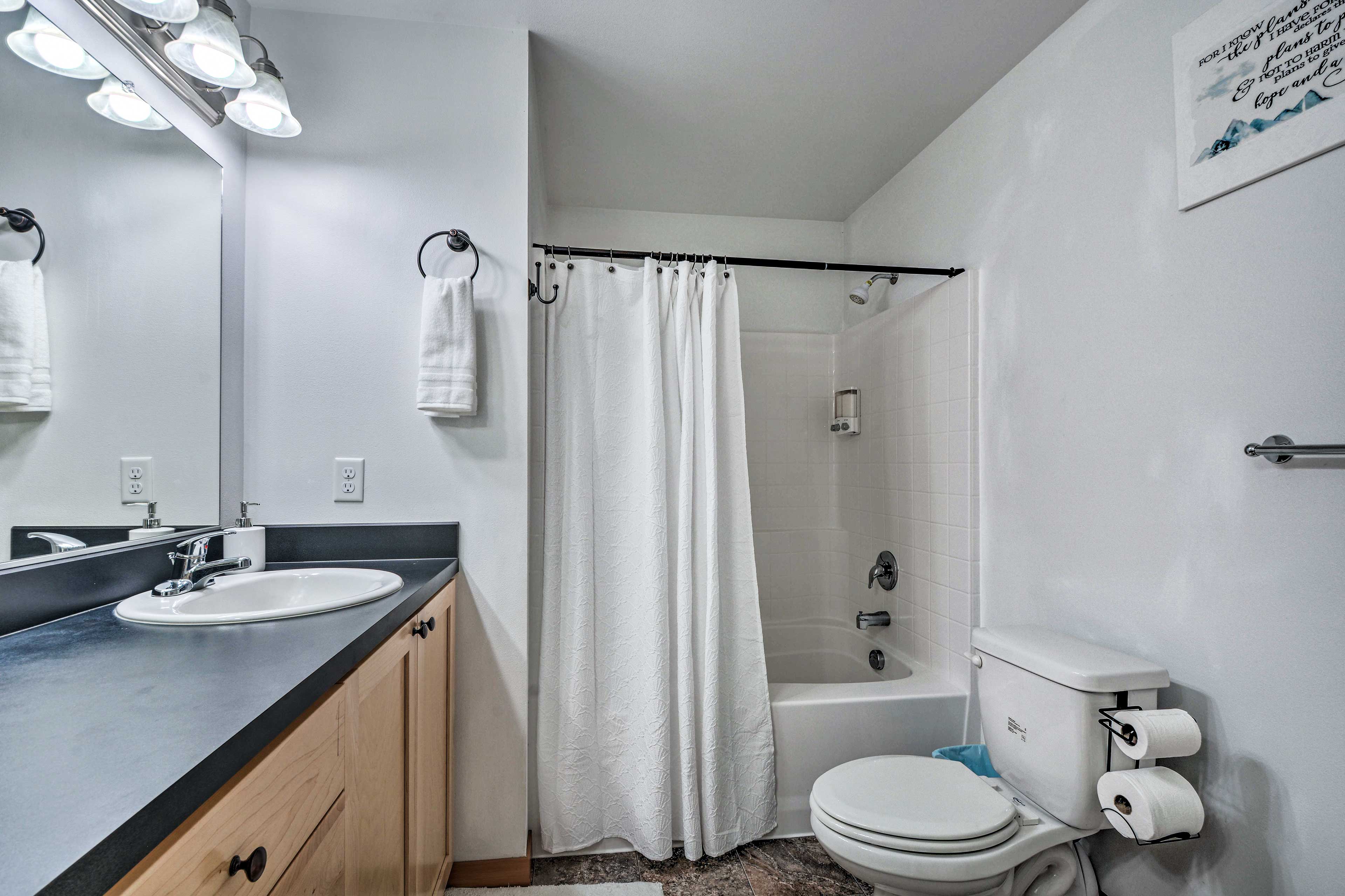 Welcoming Medford Home Near Parks & Downtown!