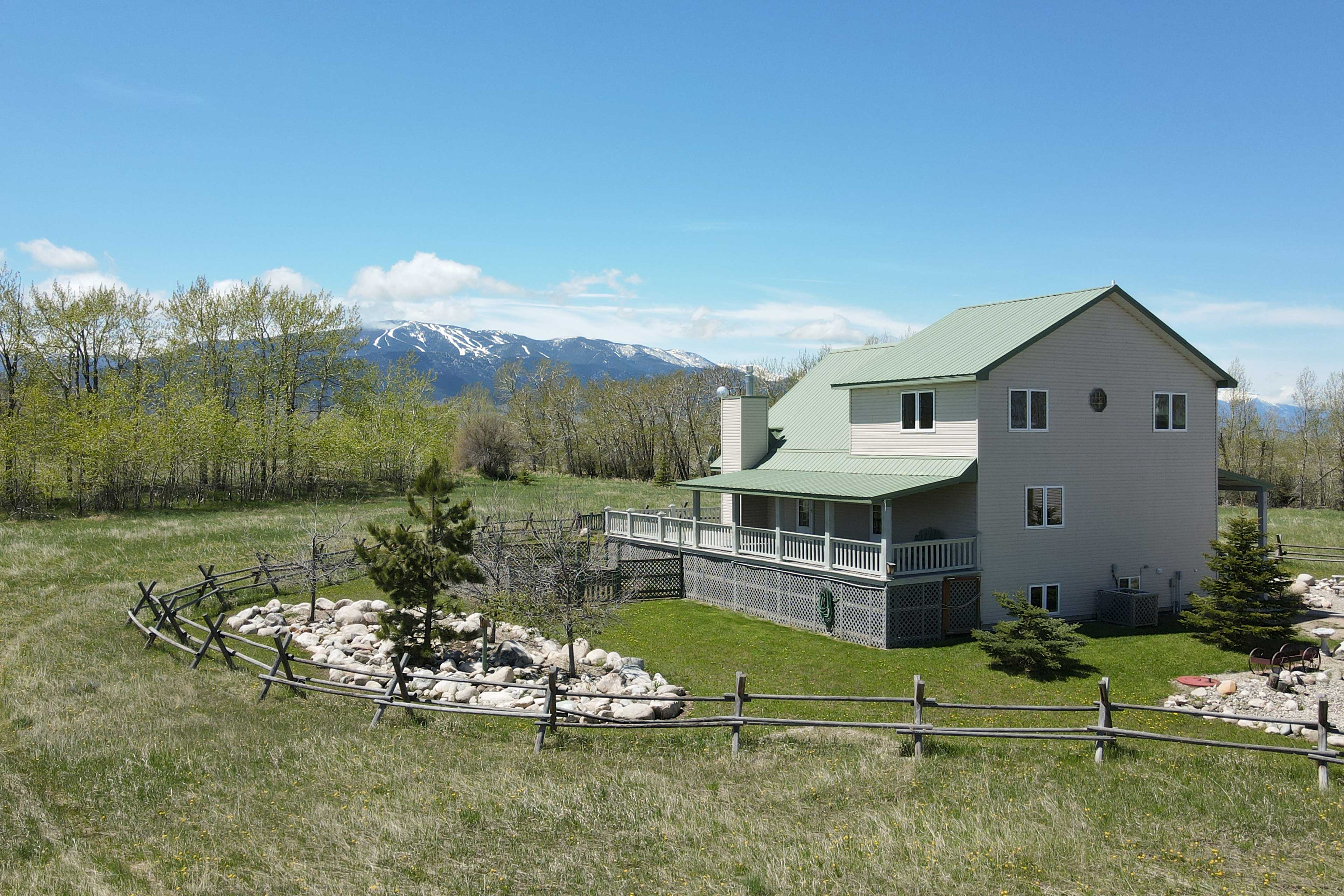 Property Image 1 - ‘The Front Porch’ 20-Acre Country Home w/ Mtn View