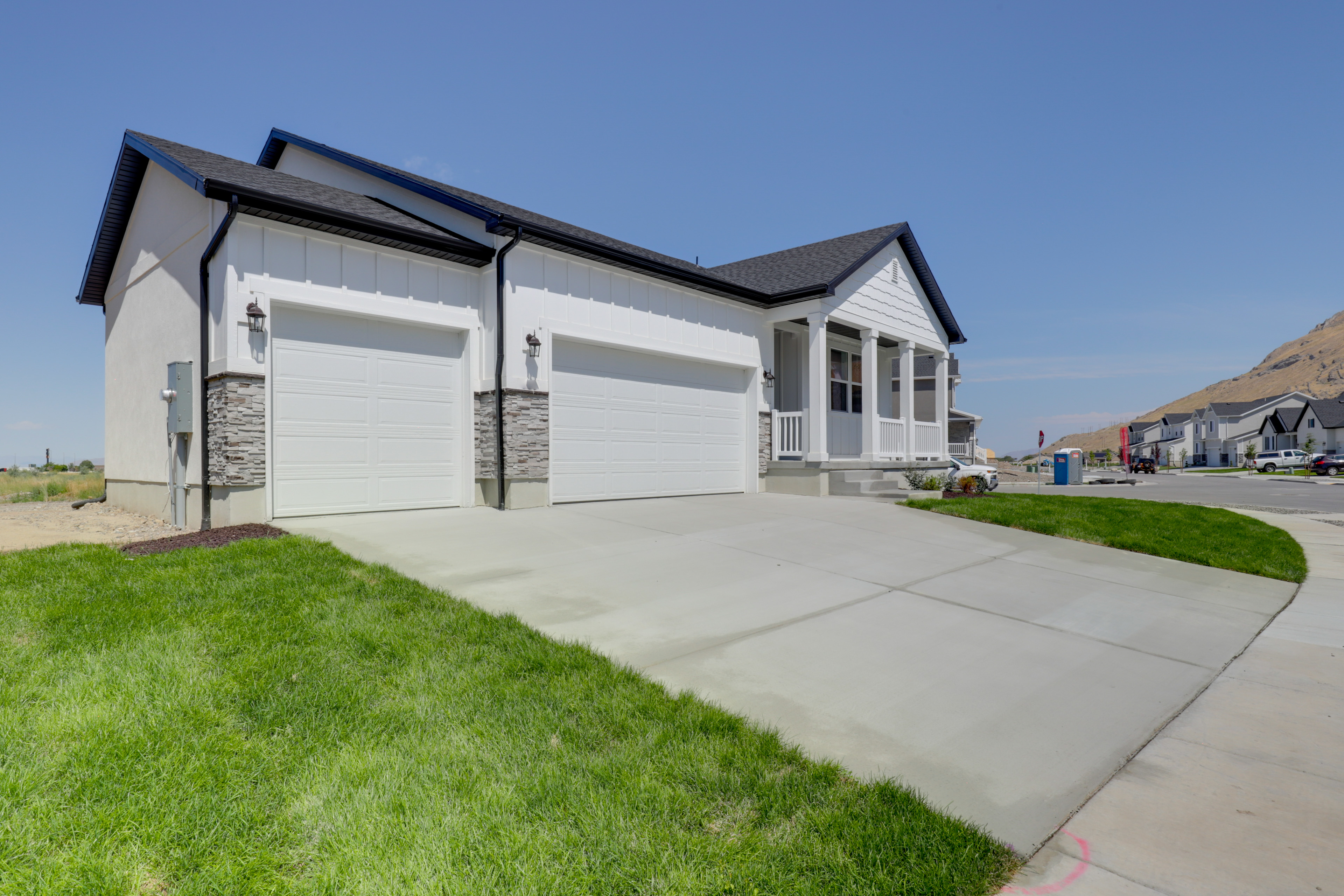 Modern Lake Point Home - 1 Mi to Great Salt Lake!