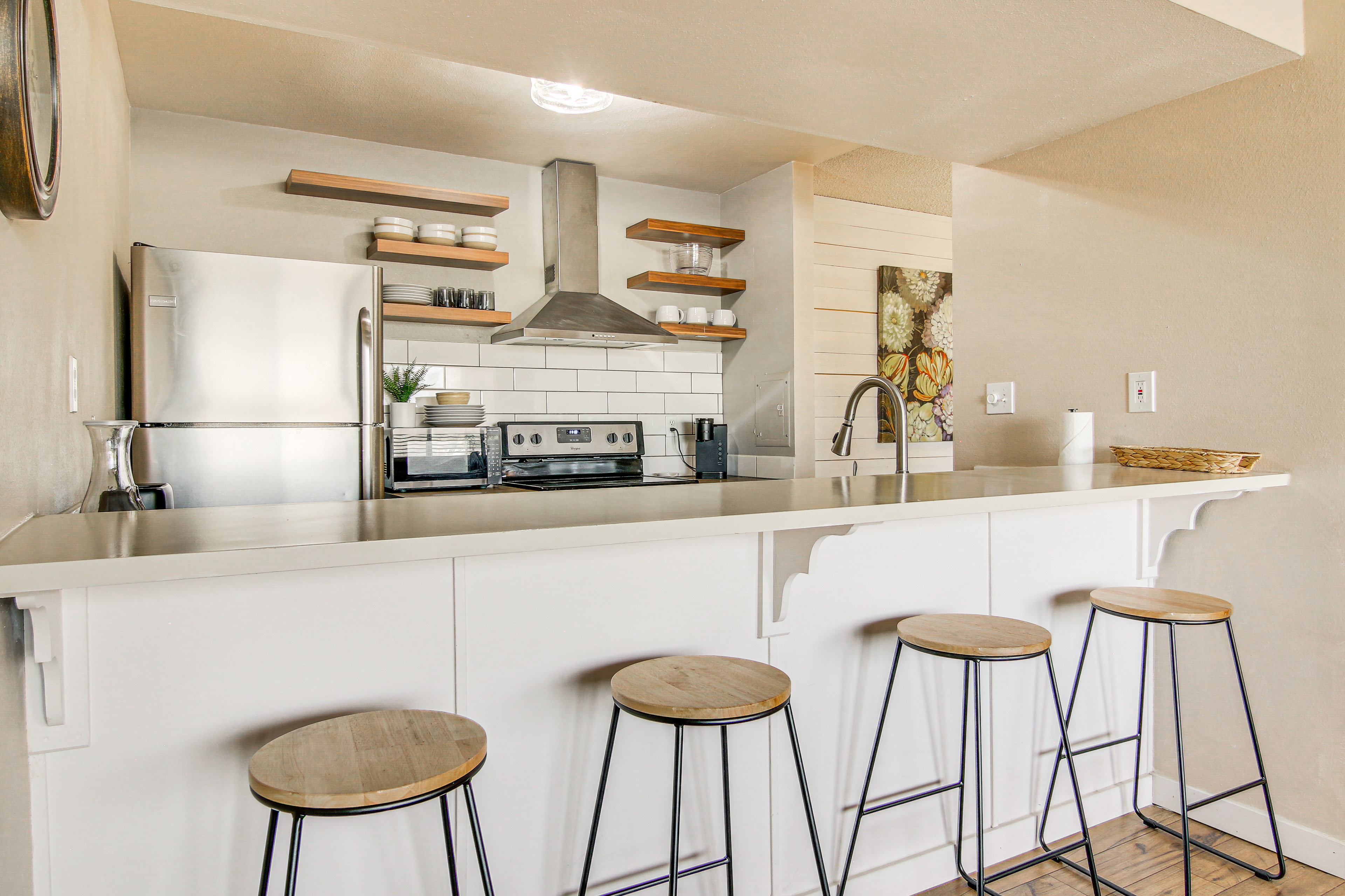 Colorado Springs Condo w/ Fireplace: Near Downtown