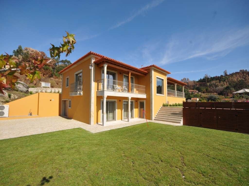 Property Image 2 - Villa Lima Valley | Ponte de Lima | North Portugal