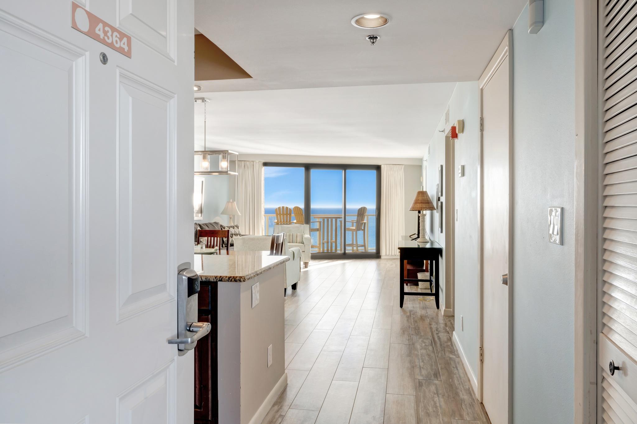 High-Rise Harmony: West-Facing 17th-Floor 2-Bedroom Condo in Beachside ...