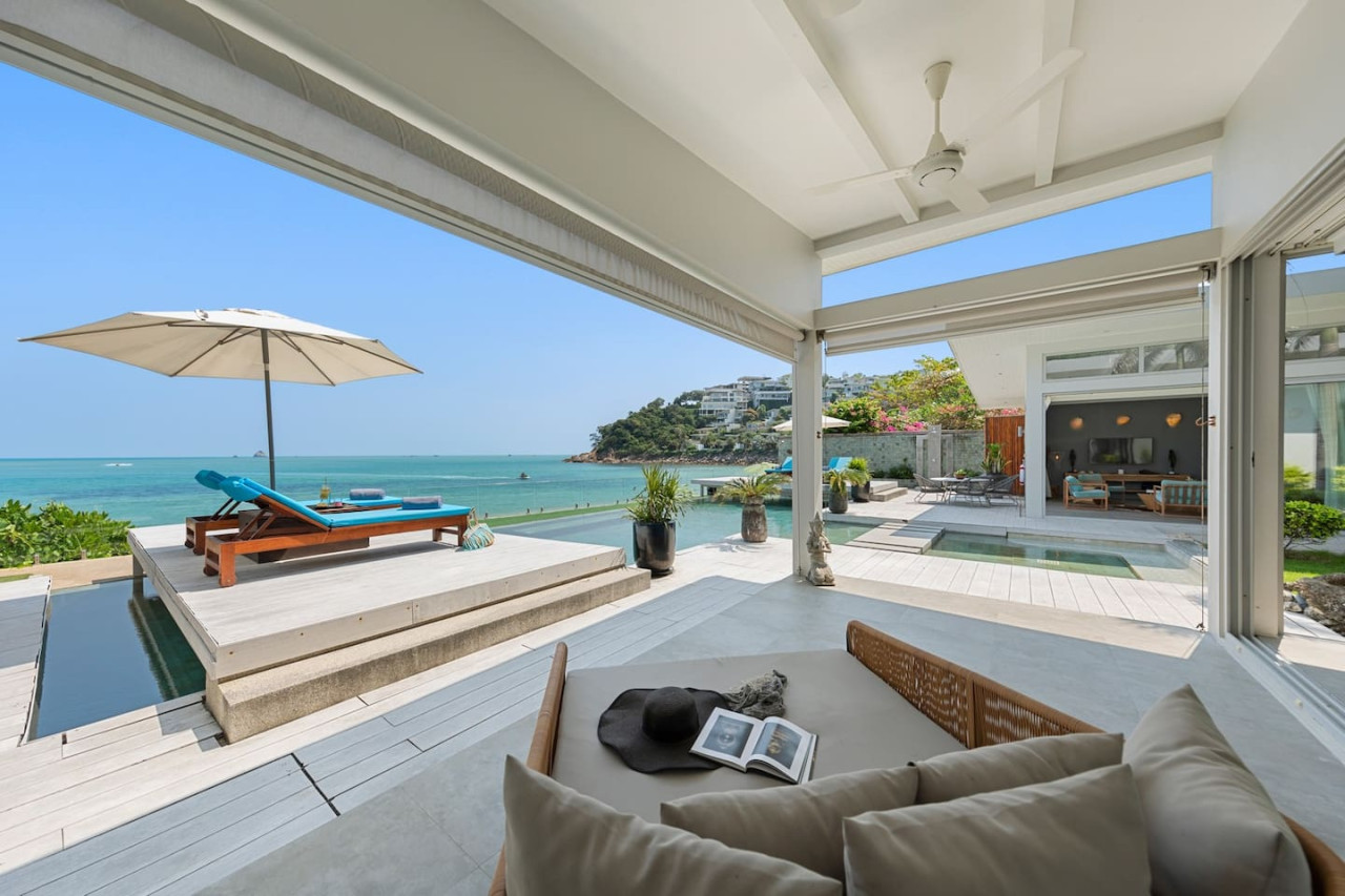 Property Image 1 - Villa Playa Beachfront