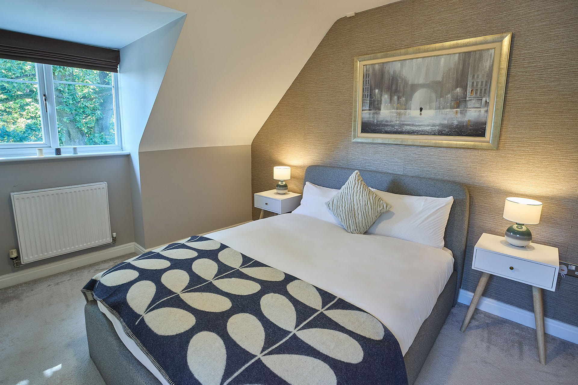 Danford Court, Solihull - Host & Stay