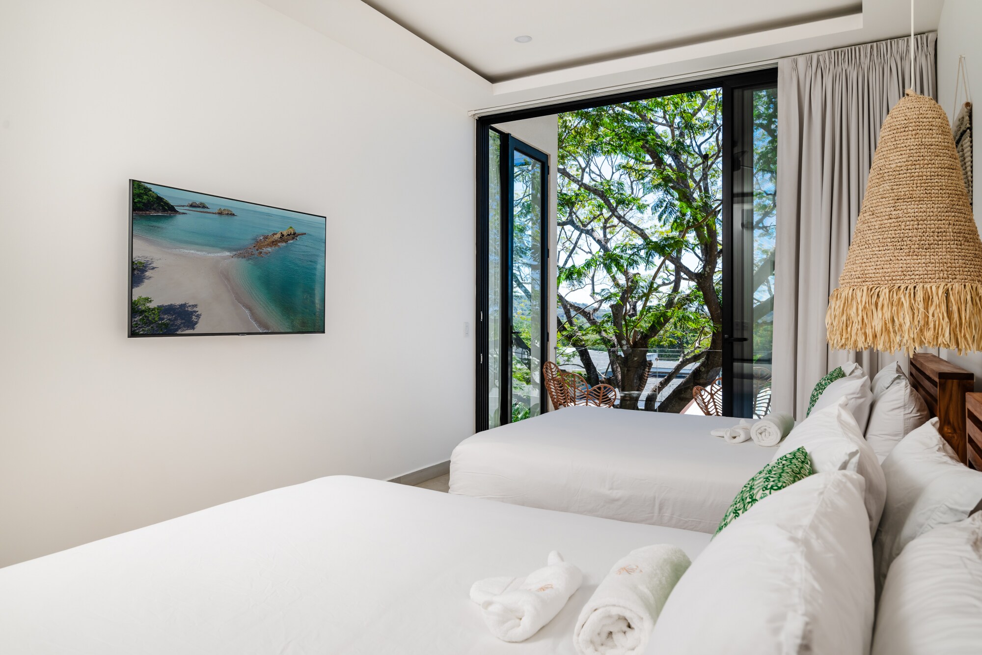 4 BR | 6 BA | 2 Private Pools | 2 Villas | Fast Wifi