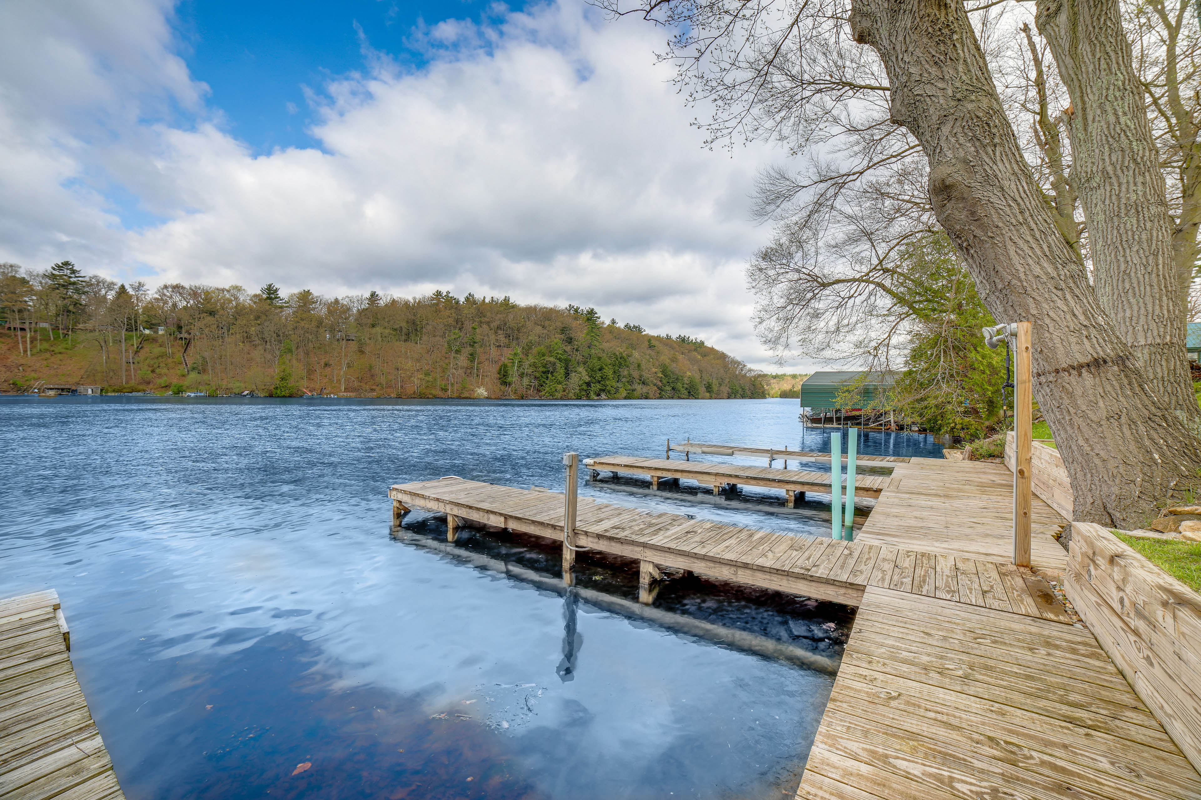 Property Image 1 - Croton Pond & Muskegon River Cottage w/ Boat Docks