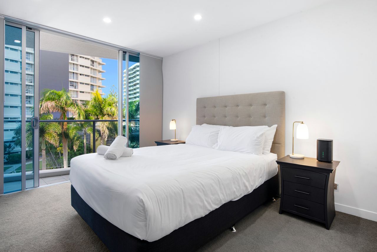 3 Bedroom Apartment Close To The Beach