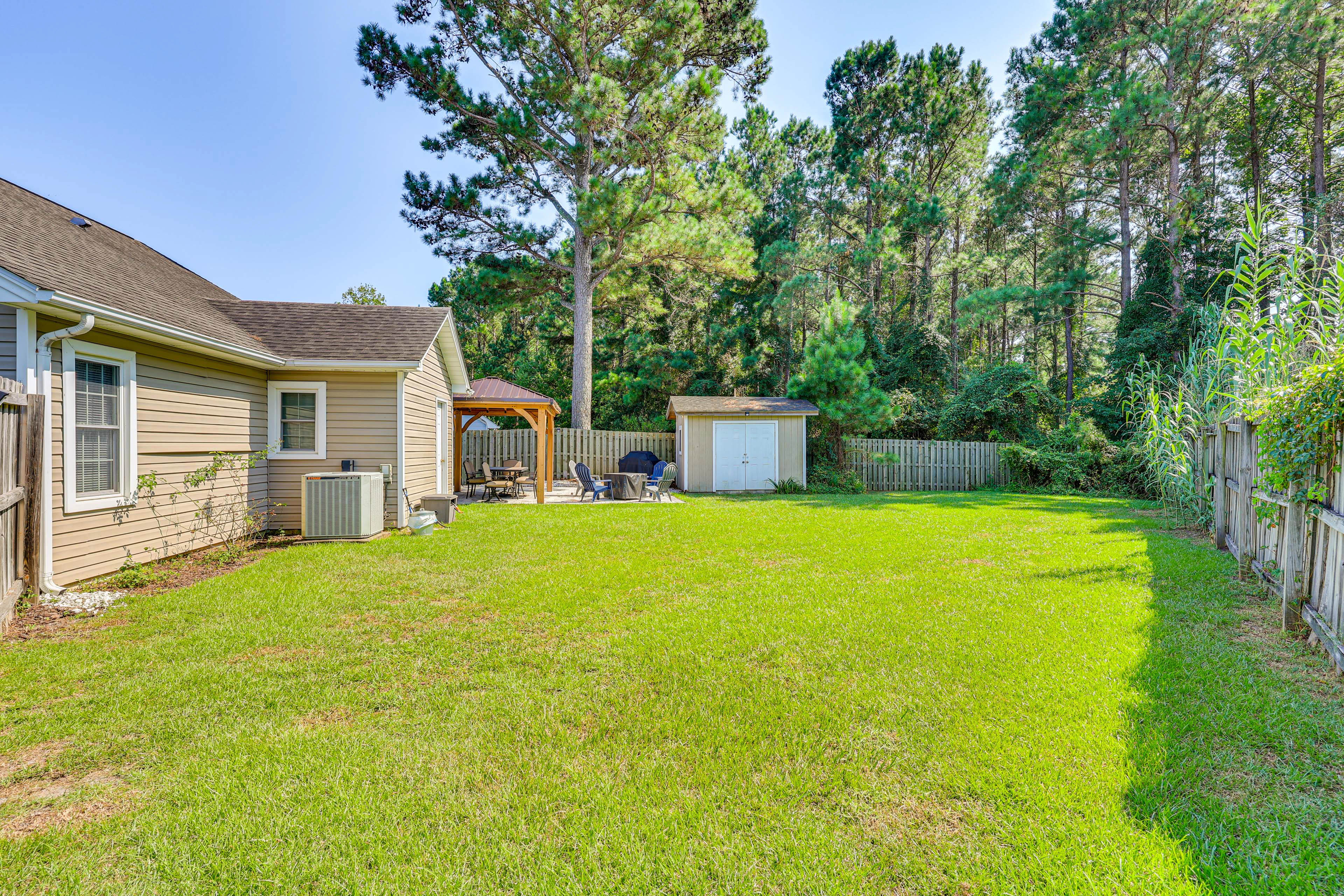 Wilmington Family Home: 6 Mi to Wrightsville Beach