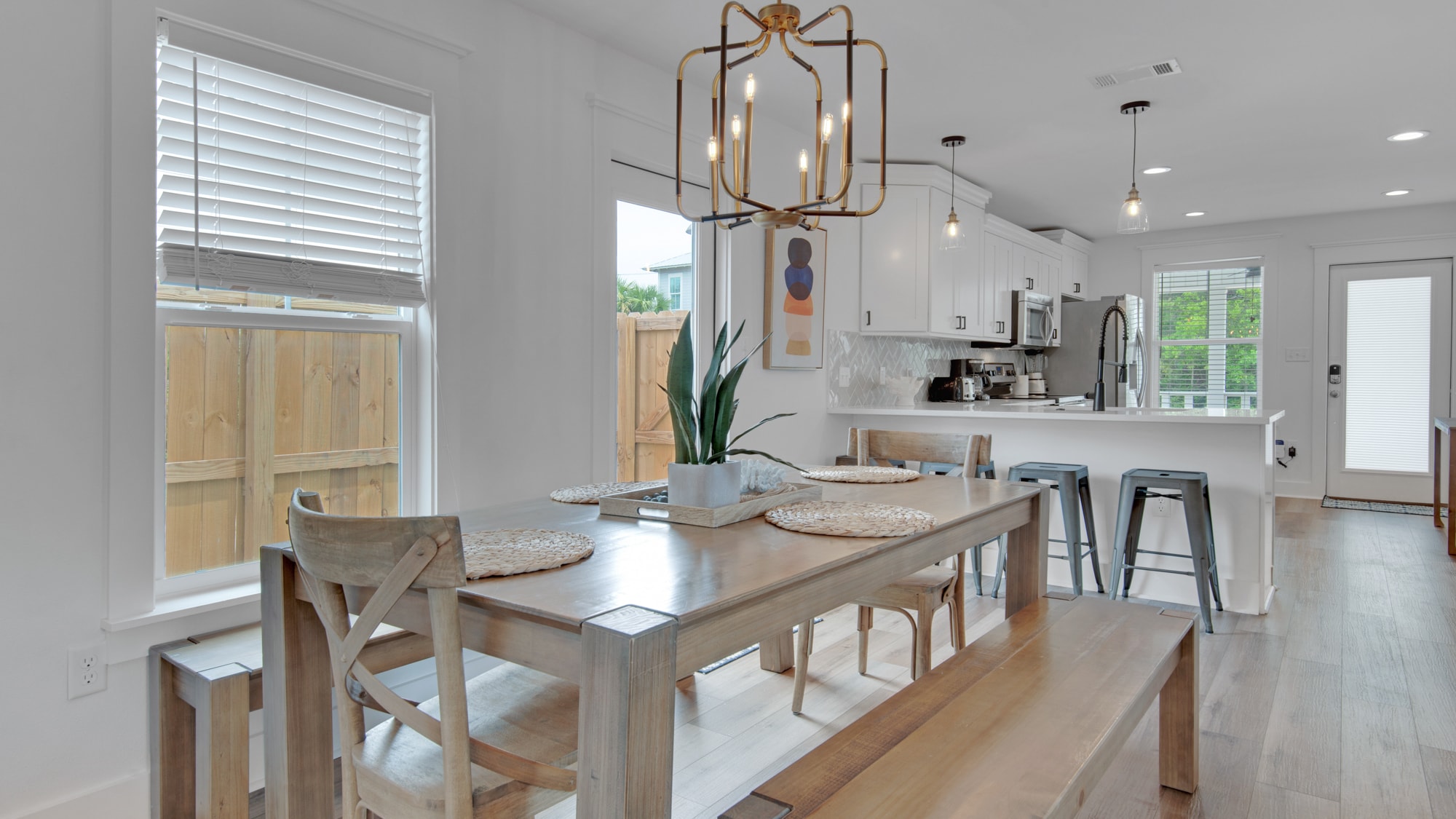 65 Brown Street Dining Area