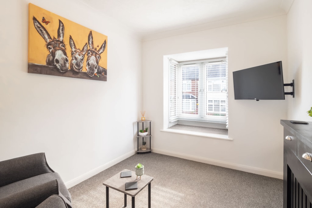 St Martin's Road, Canterbury - Host & Stay