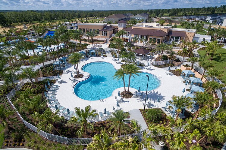 Located in Solara Resort, offering access to all its top-notch amenities.