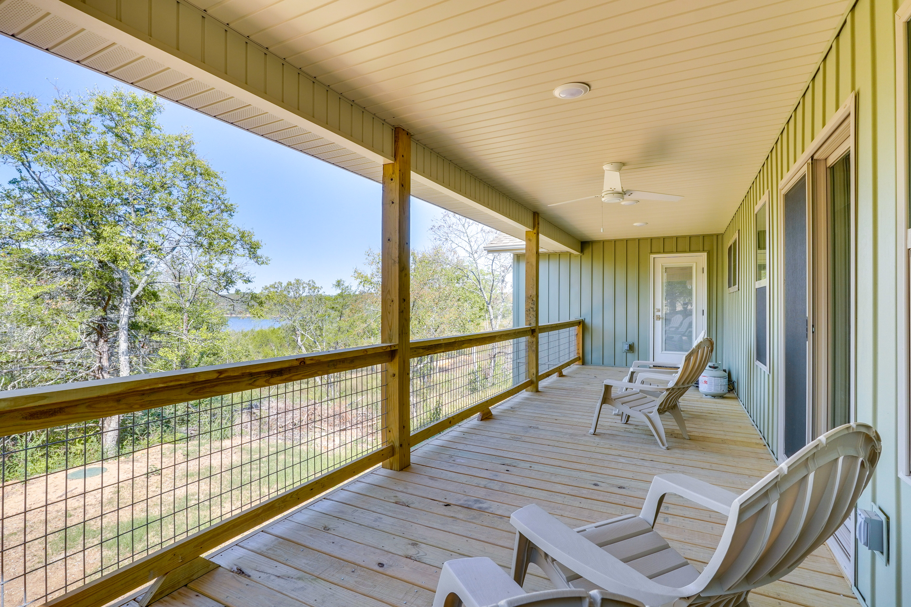 Property Image 2 - Modern Home on Table Rock Lake w/ Deck & View!