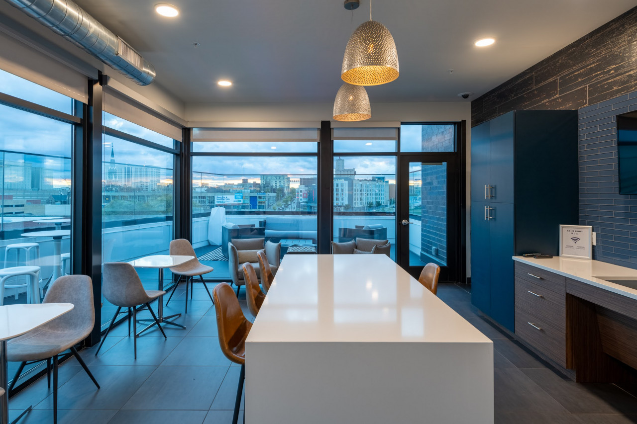 Skywalk to Fiserv U7 Rooftop+Gym+Parking