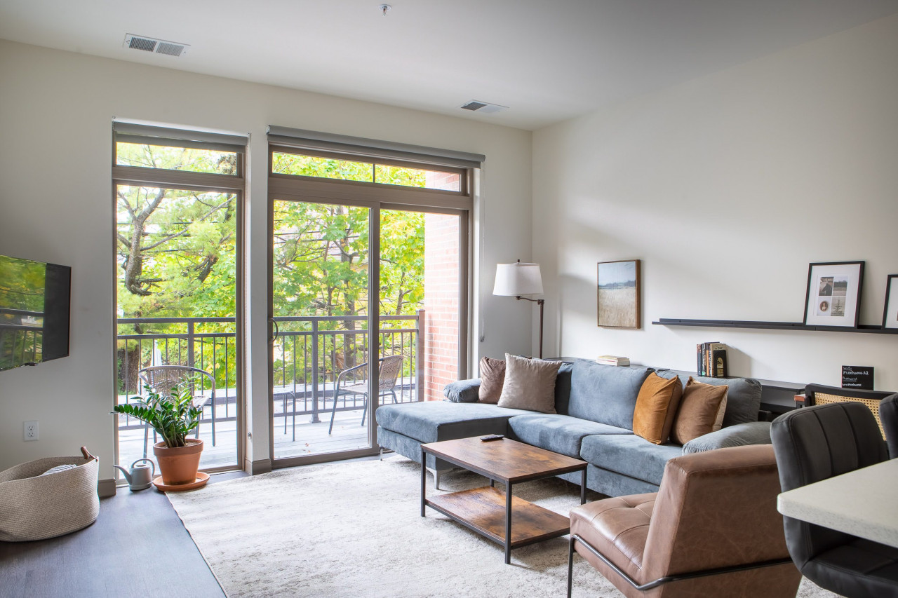 Property Image 2 - Shorewood 1BR A2 - Gym+Balcony