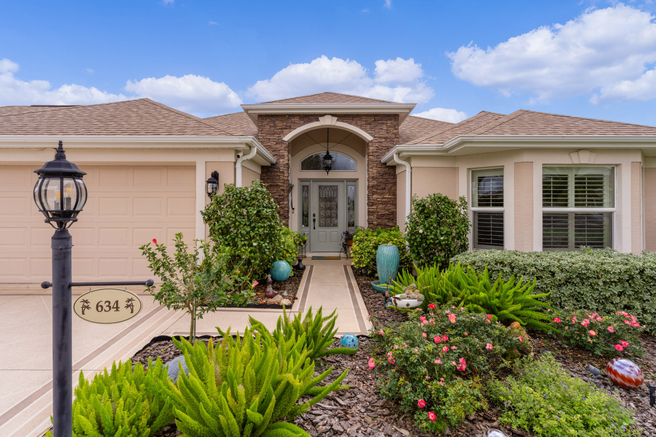 Property Image 2 - Glendale Poolside Retreat