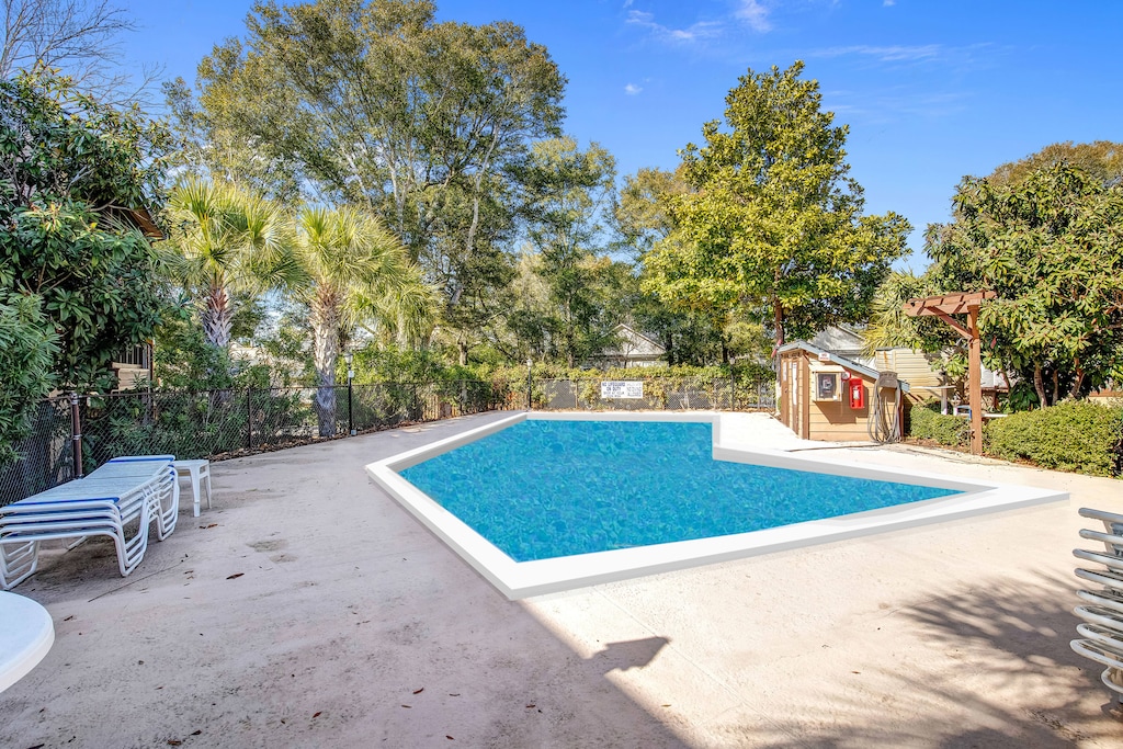 Complex Outdoor Pool