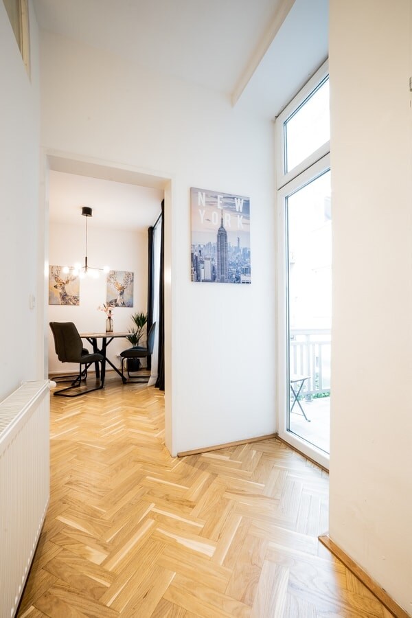 Homely bright apartment with a balcony