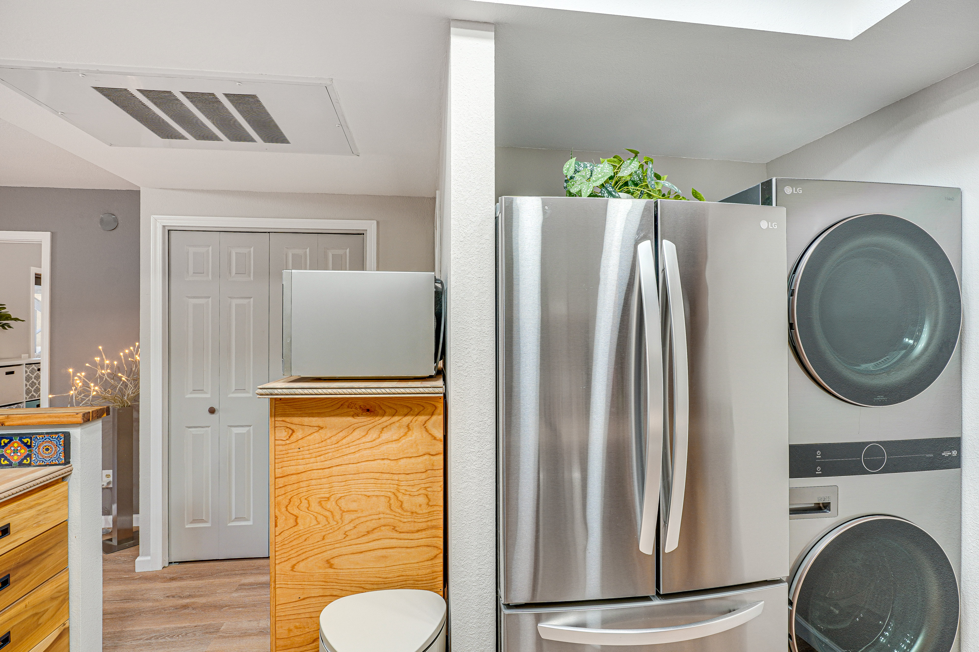 Pool & Hot Tub: Updated Tucson Condo w/ Workspace