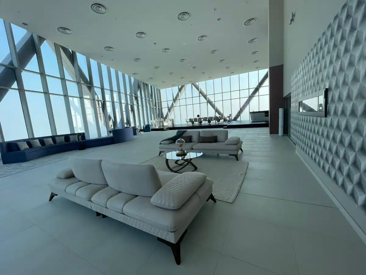 ABU-PEN Abu Dhabi Penthouse