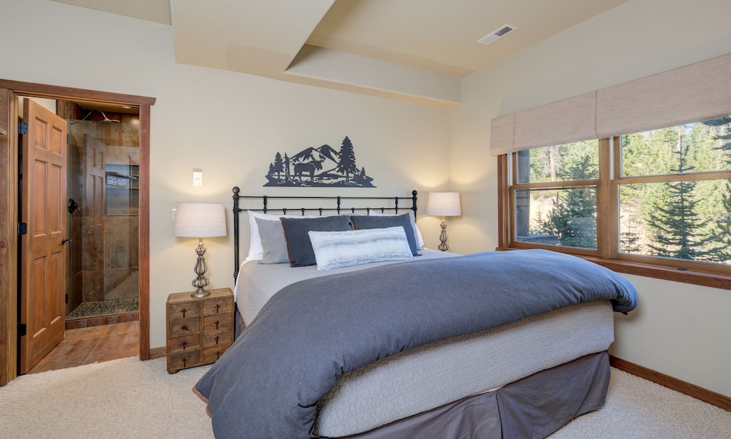 Grey Moose Lodge, 2nd Den Bedroom, 1