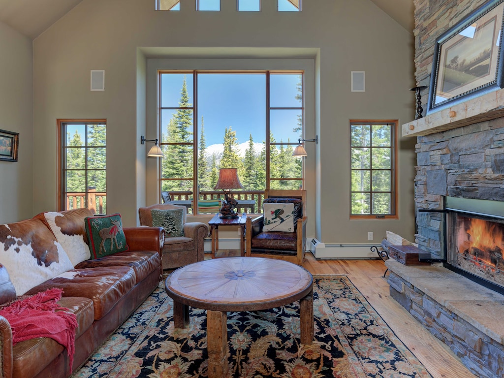 MMH 42 Cowboy Heaven, Living, 1