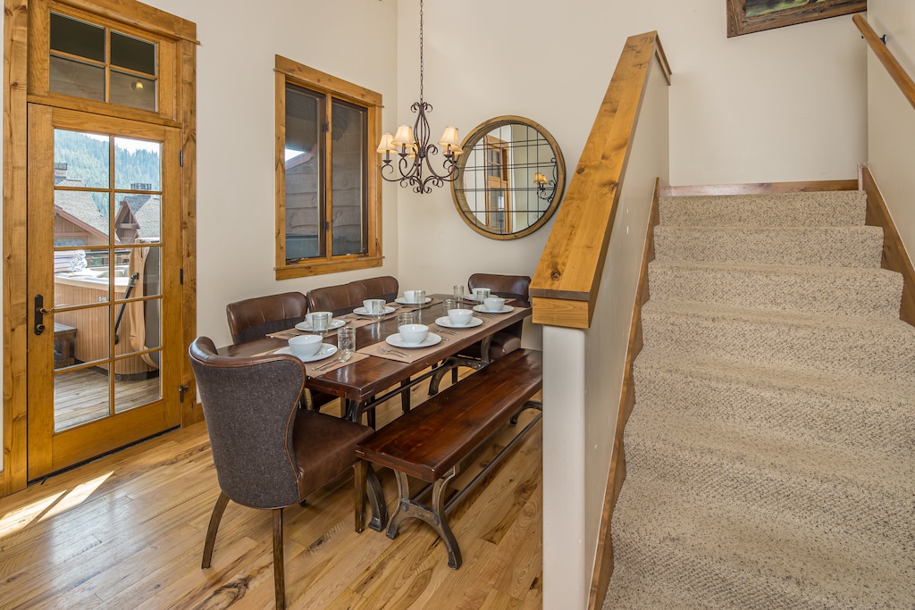 Eat Together as a Family | Main Level