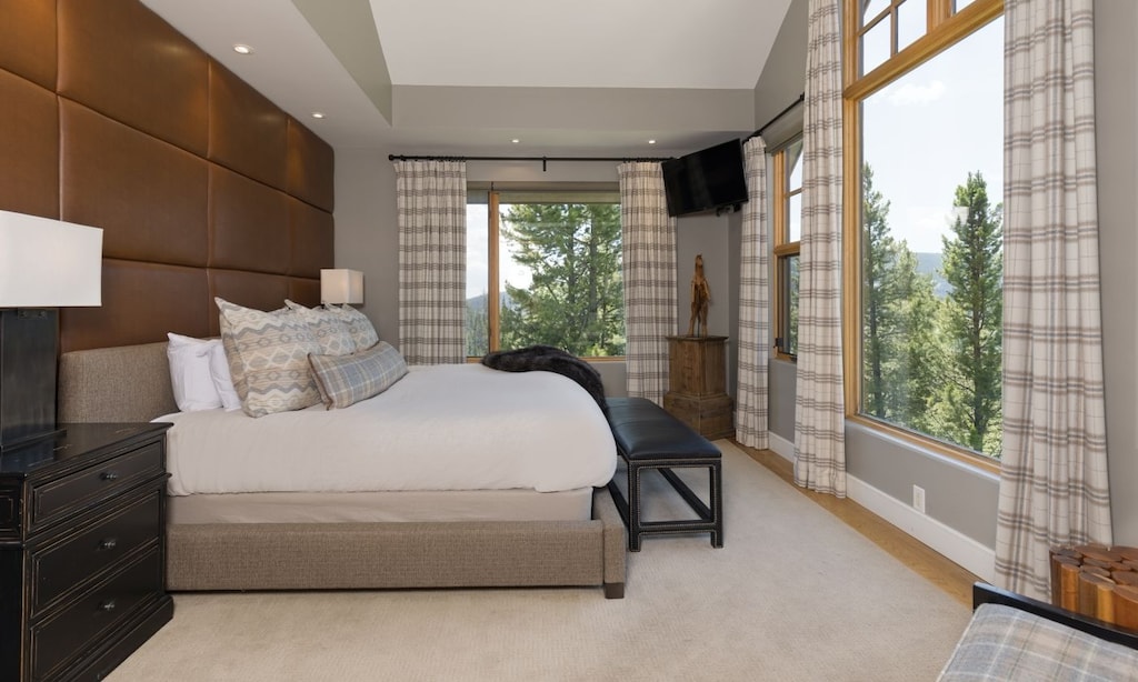 36 Swift Bear primary bedroom1