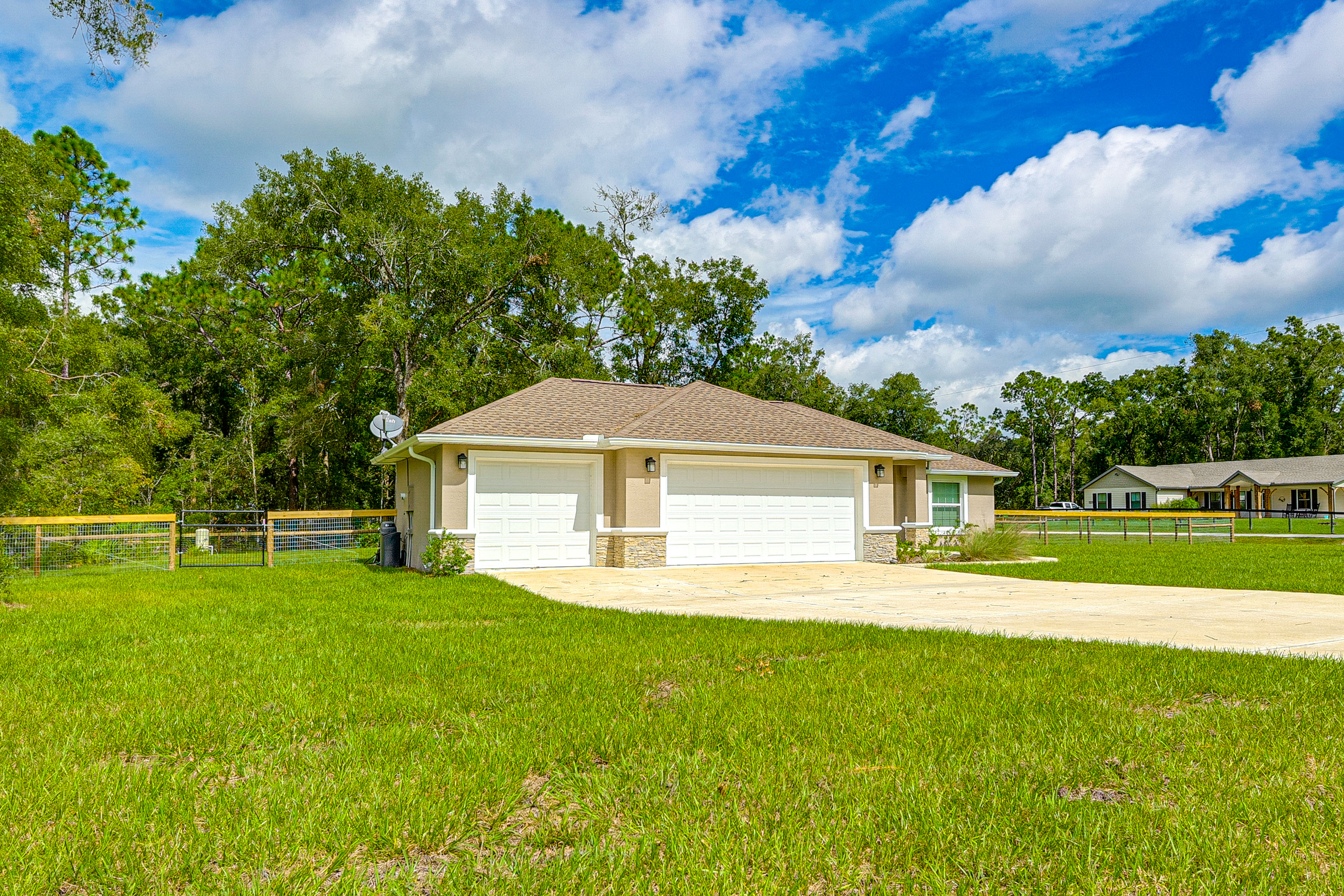 11 Mi to World Equestrian Center: Ocala Retreat