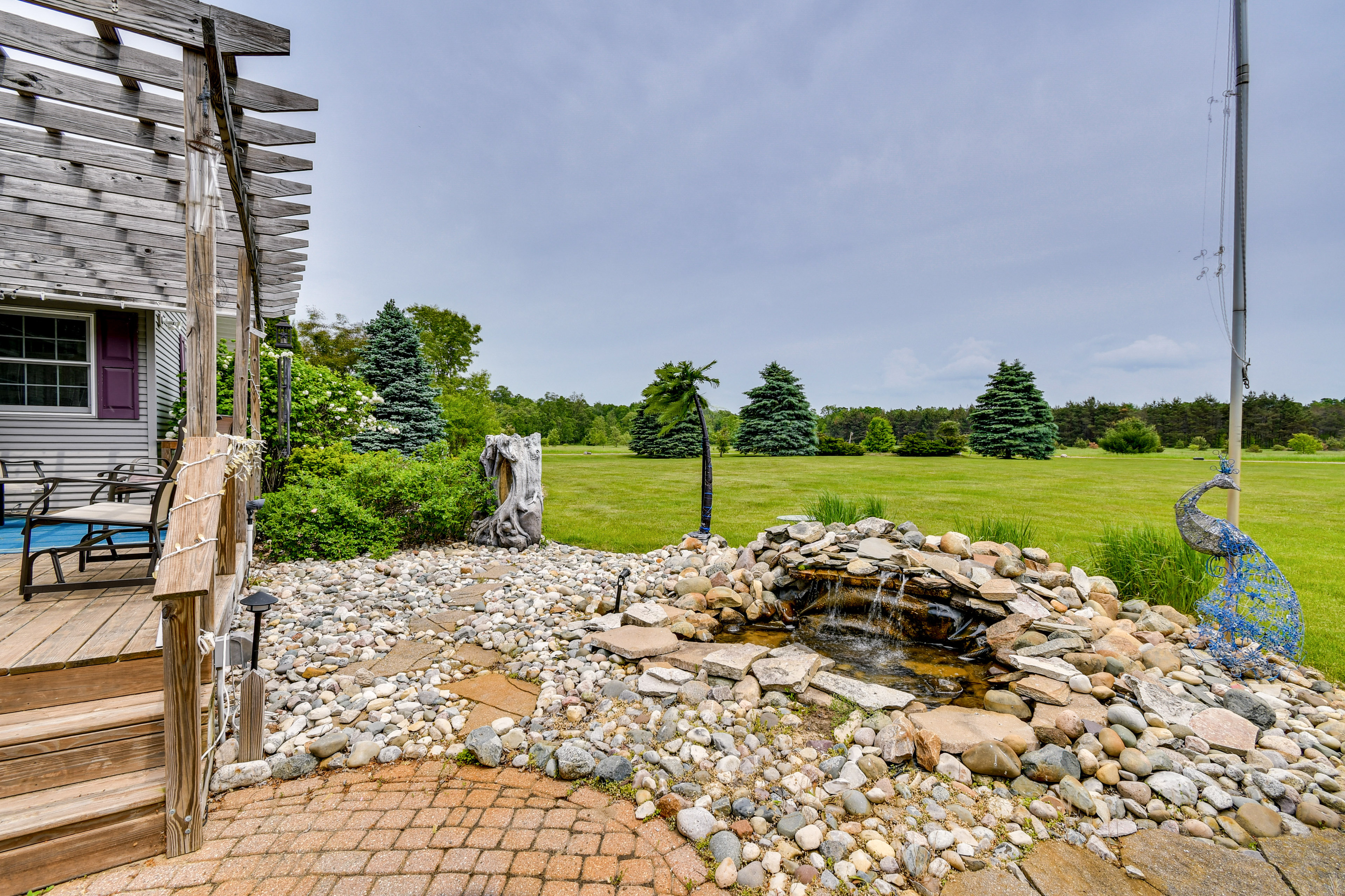 'The Country House' - Kalkaska Retreat w/ Fire Pit