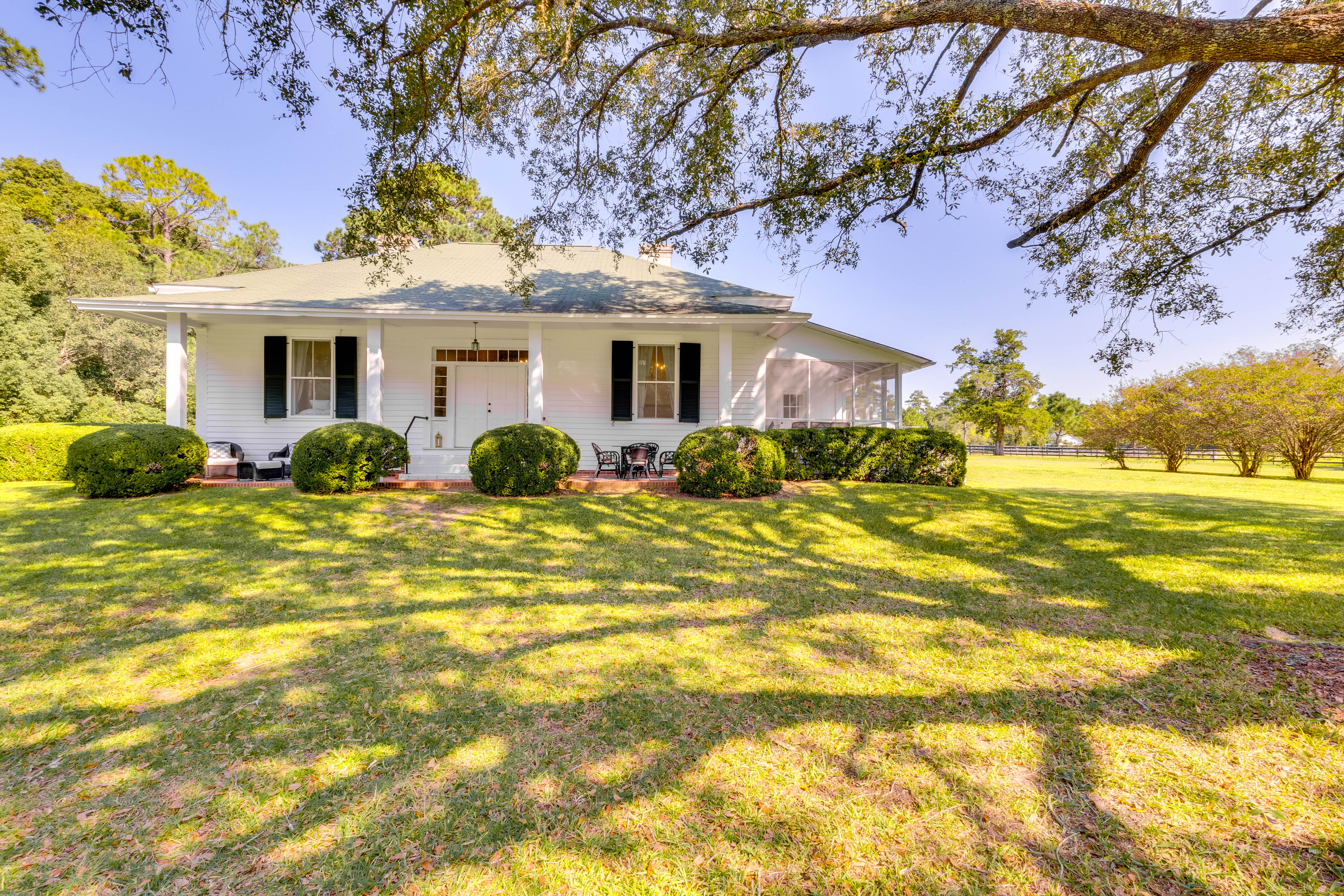 Property Image 1 - Tranquil Abode Near Thomasville w/ Screened Porch!