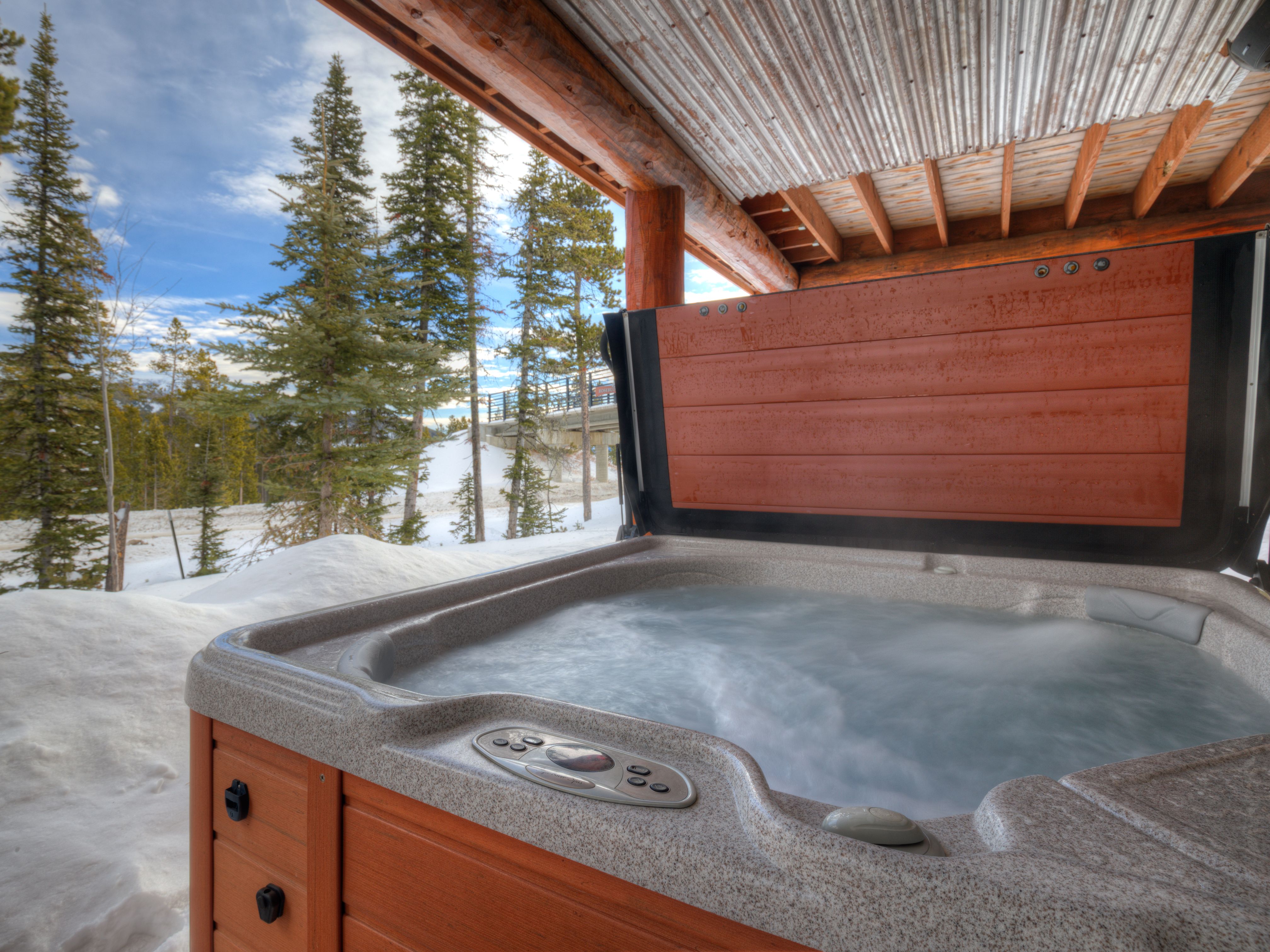 Powder Ridge 26 Rosebud Hot Tub, 2