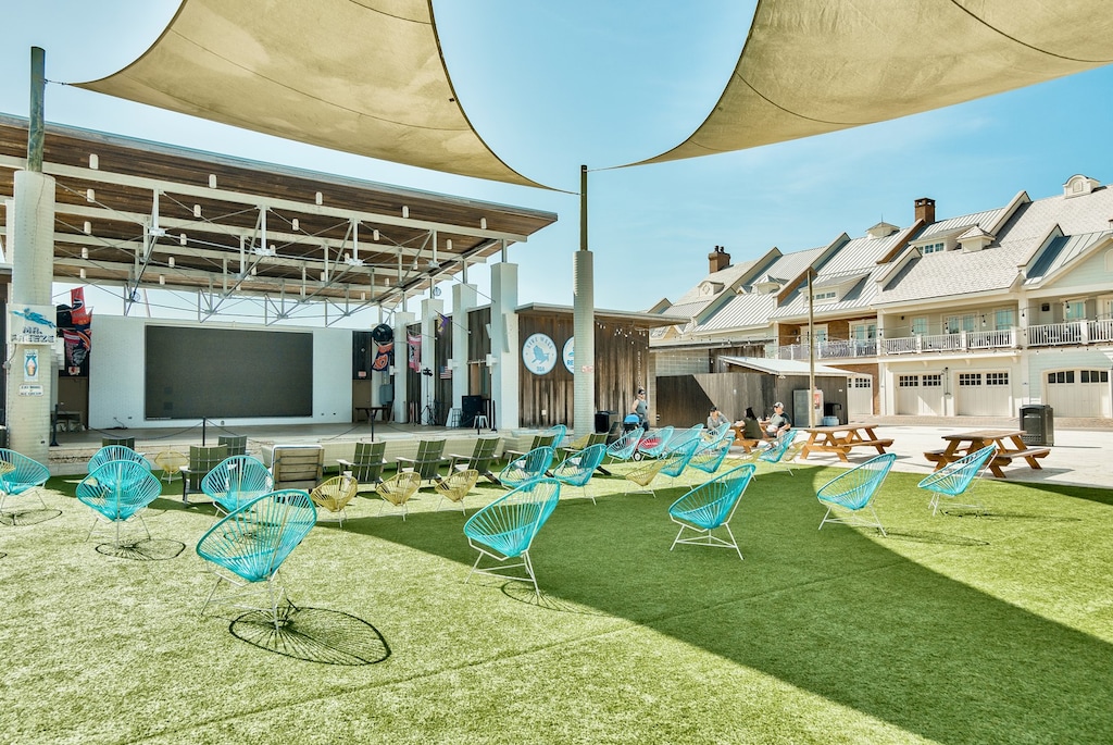 Entertainment at The Big Chill