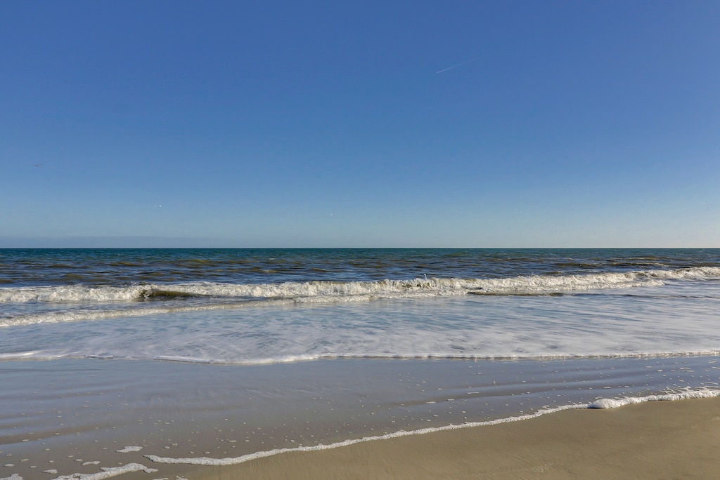 Island Club Ocean pics ground_6