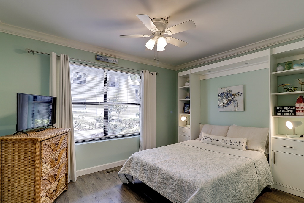 Guest Guest Bedroom