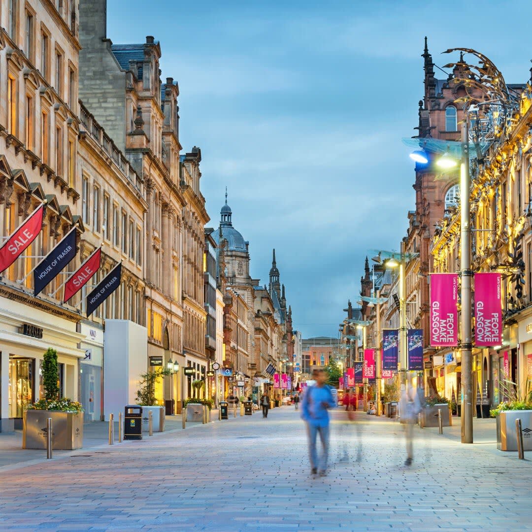 Buchanan St