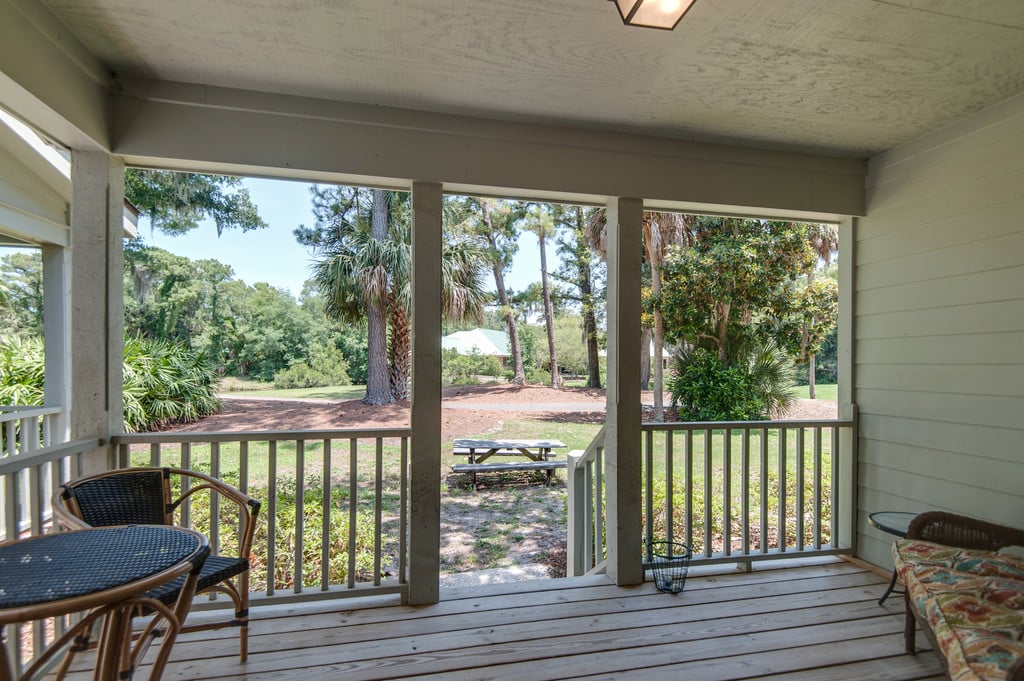 Screened in porch