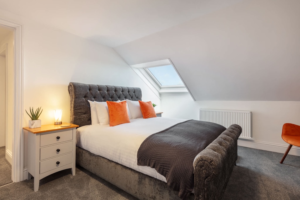 North View, South Shields - Host & Stay