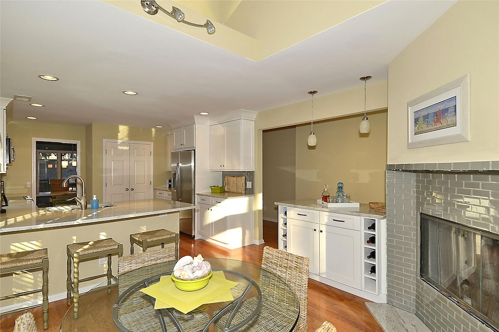 Main Level-Breakfast Nook