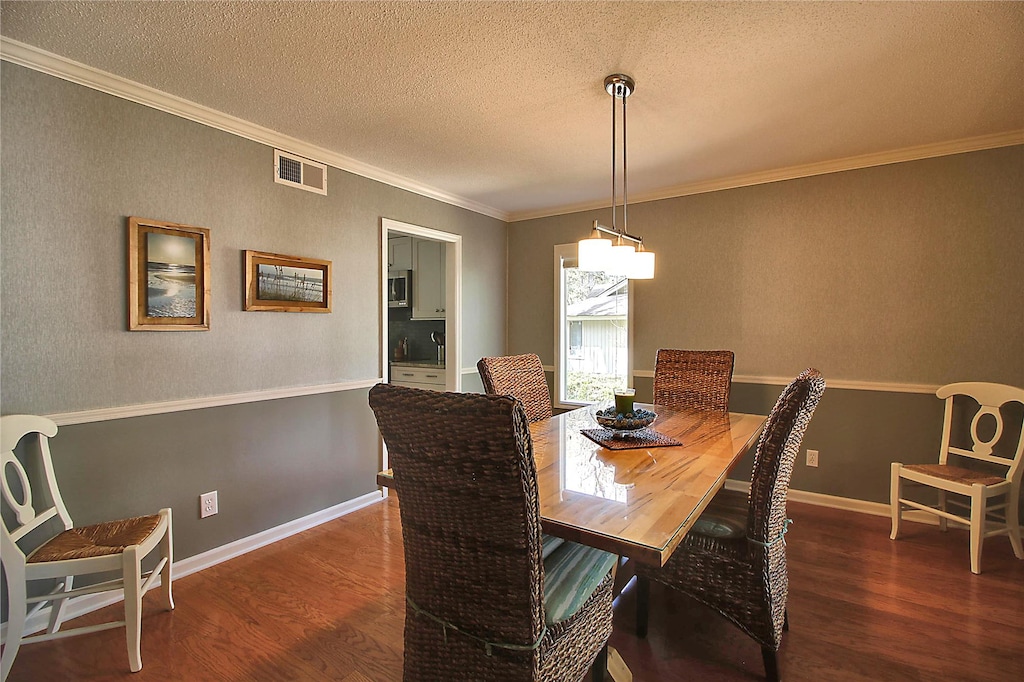 Main Level-Dining Room