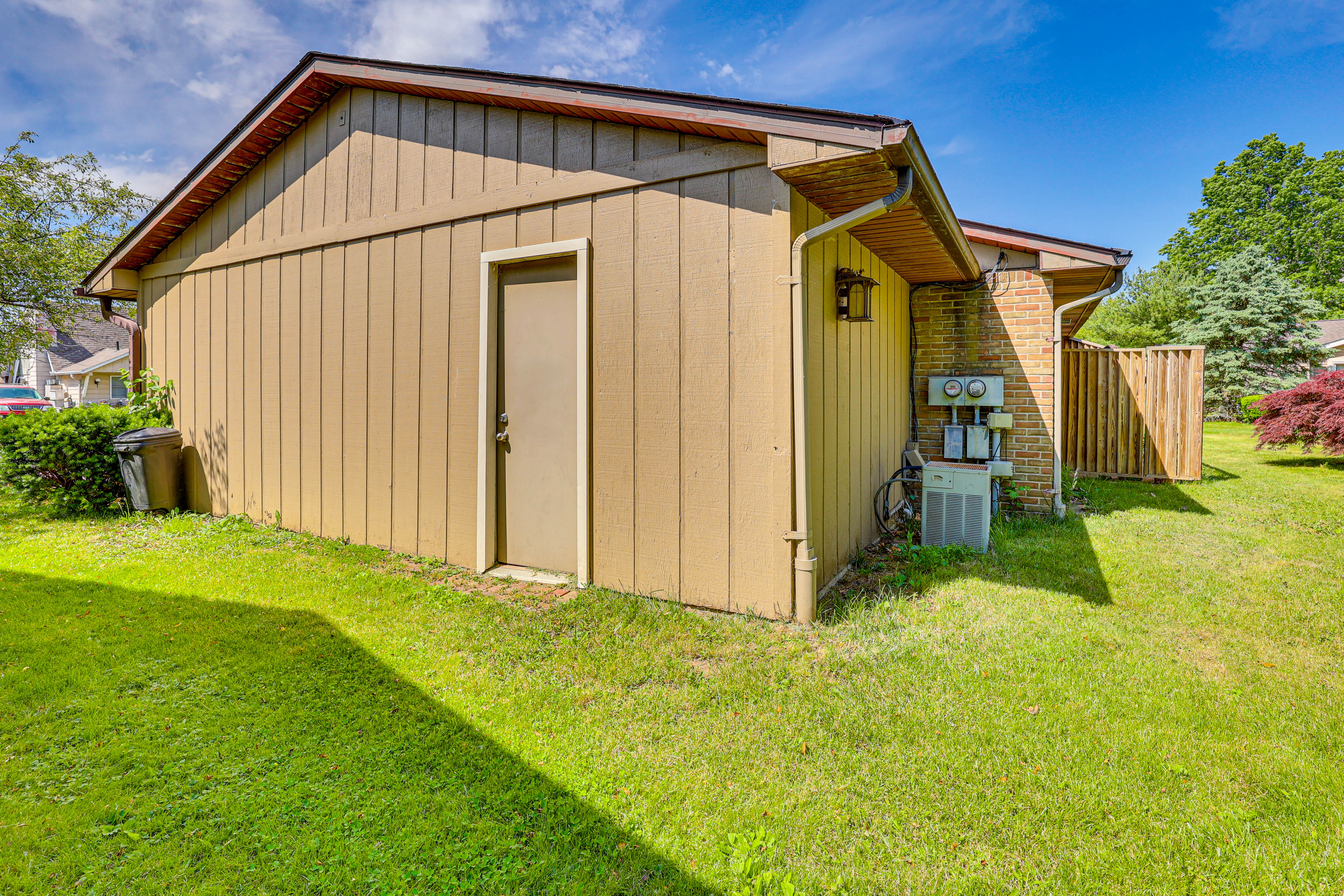 Property Image 2 - Cozy Meyers Lake Townhome: Near Hall of Fame!