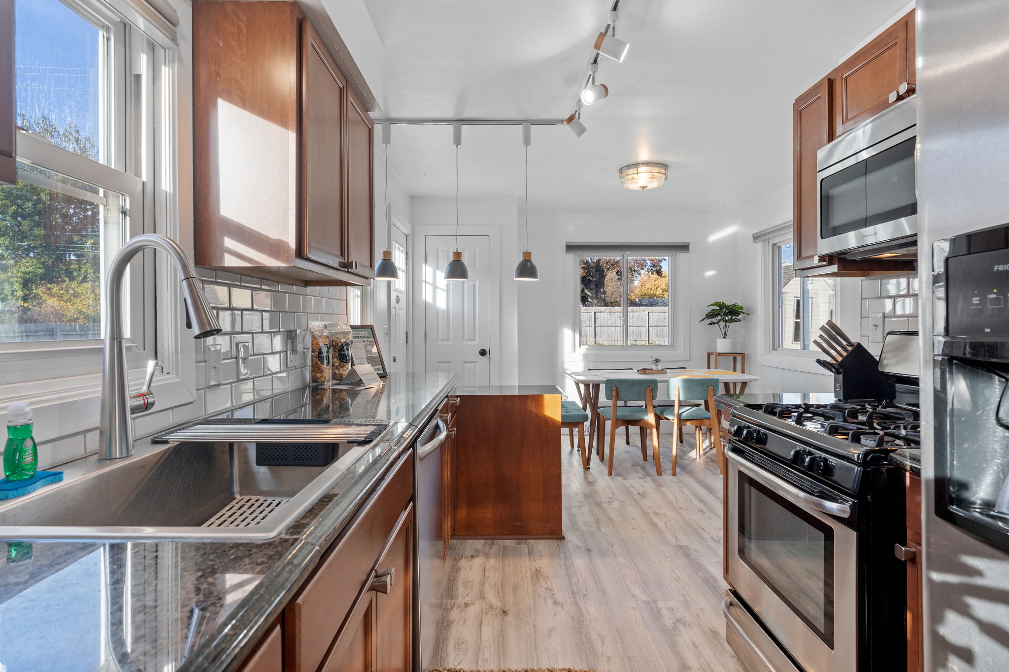 Kitchen. Organized to perfection, for your convenience!