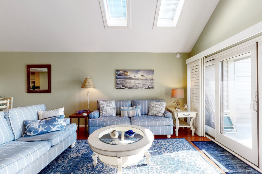 13102-Pelican-Watch-08162023_111209