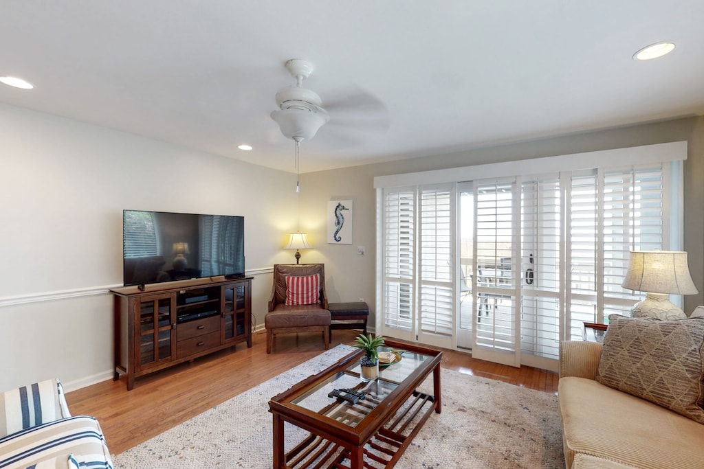 13107-Pelican-Watch-08162023_122701