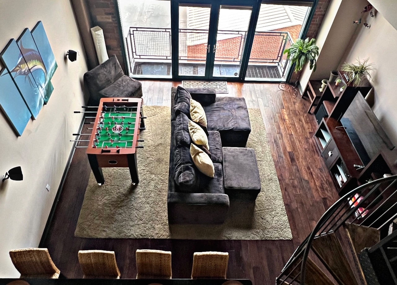 Spacious Living Room with Overhead Loft